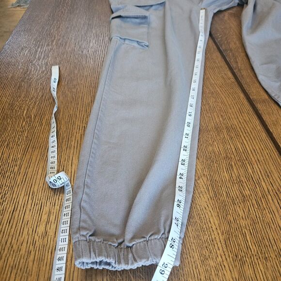 Boohoo Light Gray Cargo Joggers - Picture 7 of 10